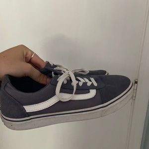 Women’s blue vans